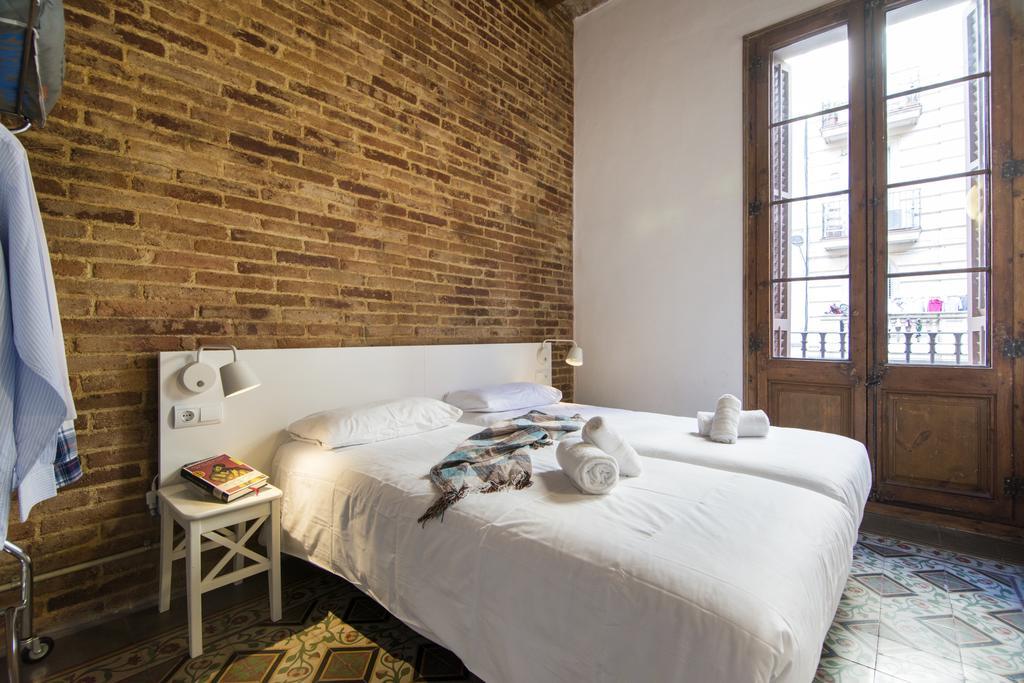 Happy People Plaza Espana Apartment *